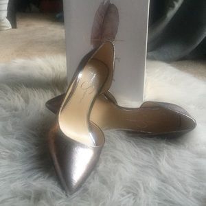 Jessica Simpson Pewter Pumps